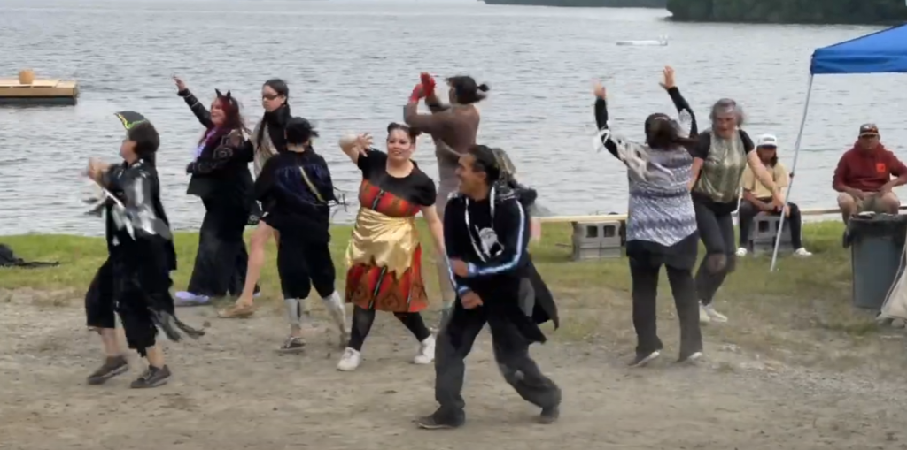 Aanmitaagzi dancing at Friday Creeations